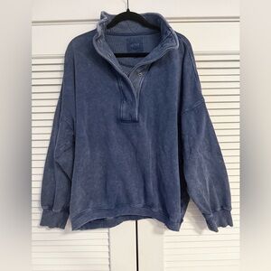 Aerie Blue Sweatshirt. Size L.